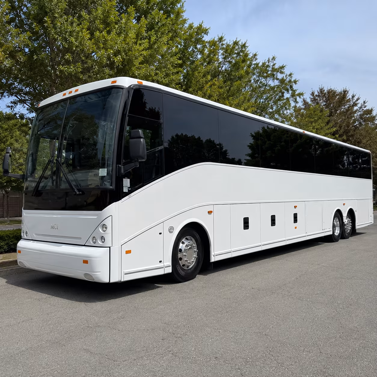 group airport transfers during fort bragg homecomings and graduation ceremonies